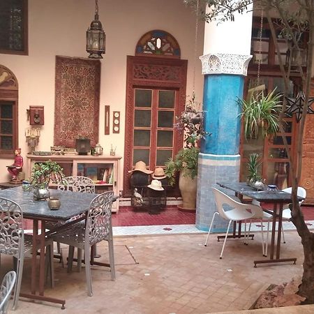 לינה וארוחת בוקר Les Bains De Fez Tara מראה חיצוני תמונה
