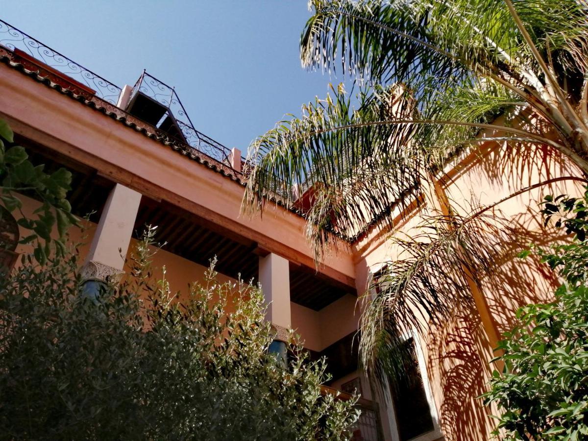 לינה וארוחת בוקר Les Bains De Fez Tara מראה חיצוני תמונה