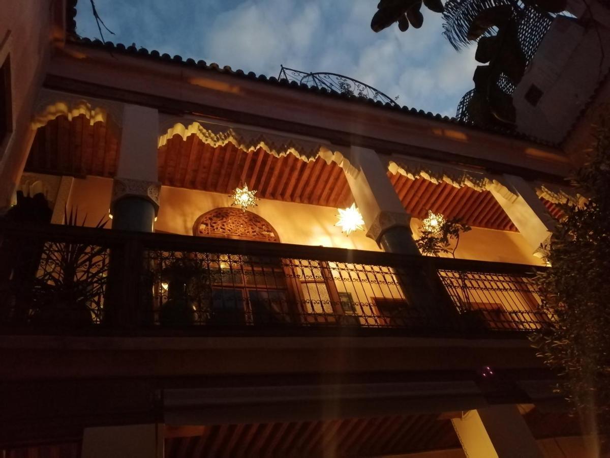 לינה וארוחת בוקר Les Bains De Fez Tara מראה חיצוני תמונה