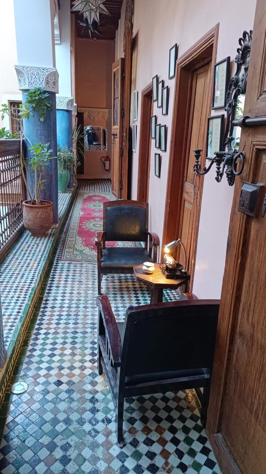 לינה וארוחת בוקר Les Bains De Fez Tara מראה חיצוני תמונה