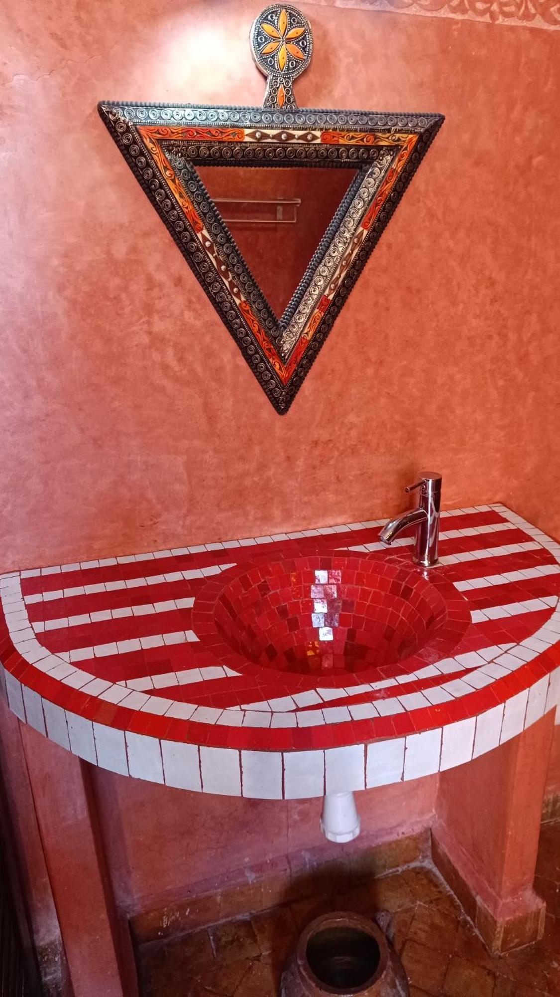 לינה וארוחת בוקר Les Bains De Fez Tara מראה חיצוני תמונה