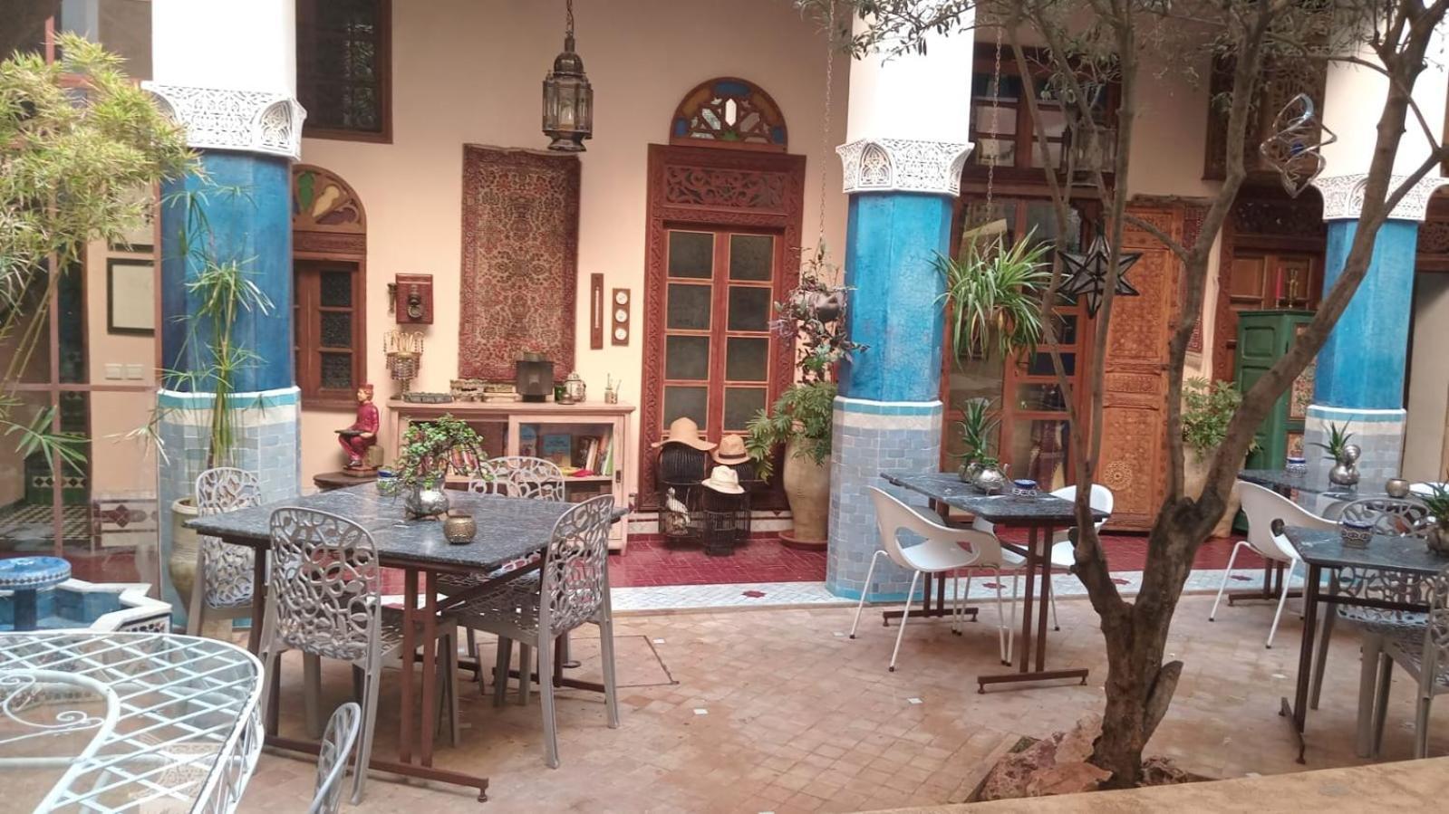 לינה וארוחת בוקר Les Bains De Fez Tara מראה חיצוני תמונה