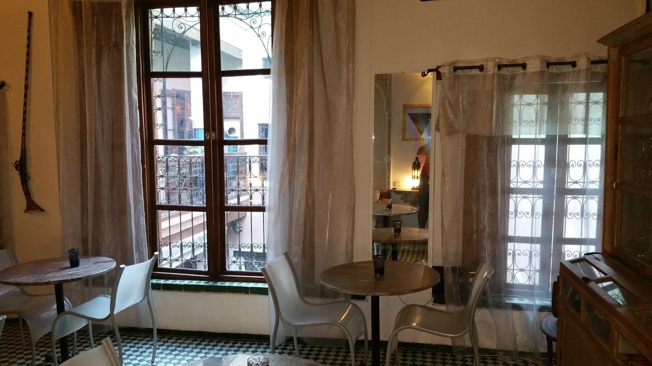 לינה וארוחת בוקר Les Bains De Fez Tara מראה חיצוני תמונה