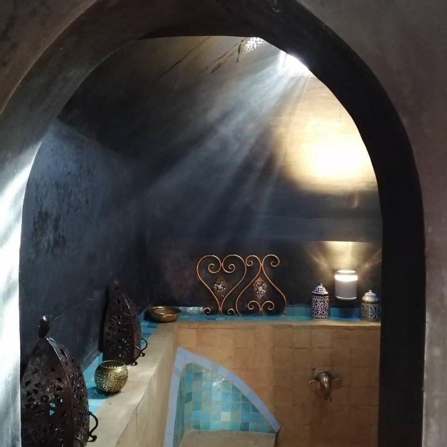 לינה וארוחת בוקר Les Bains De Fez Tara מראה חיצוני תמונה